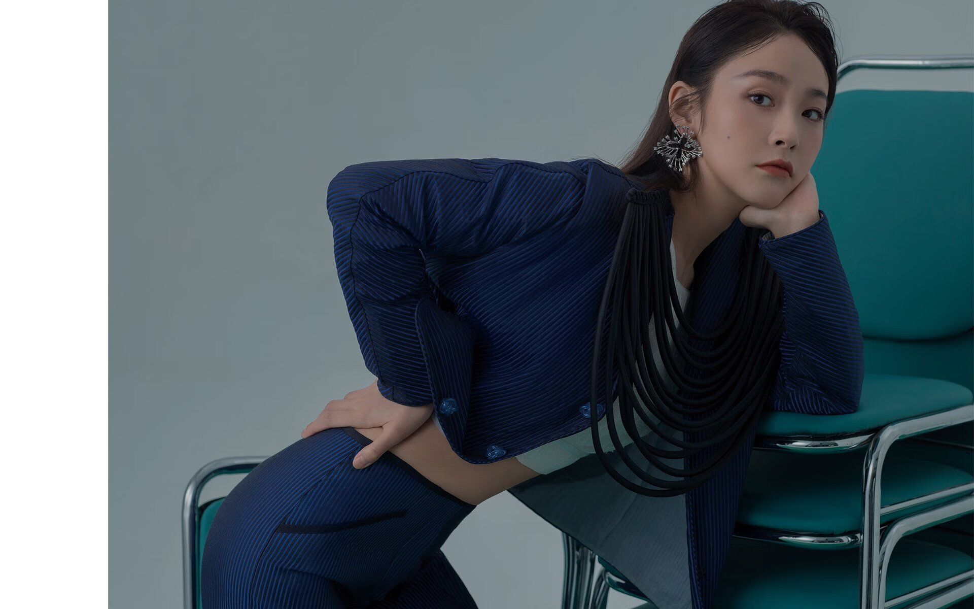 中国女排年轻队员首次亮相获赞赏，中国女排最年轻的队员是谁