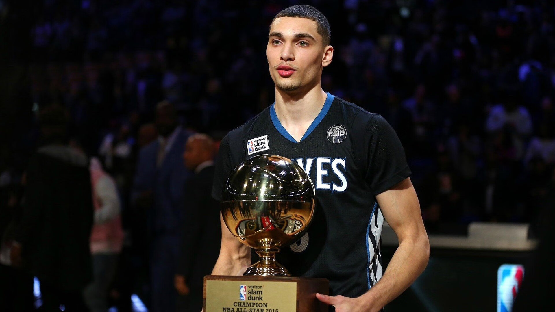 篮球训练营加强青少年体能提升训练，青少年篮球体育培训