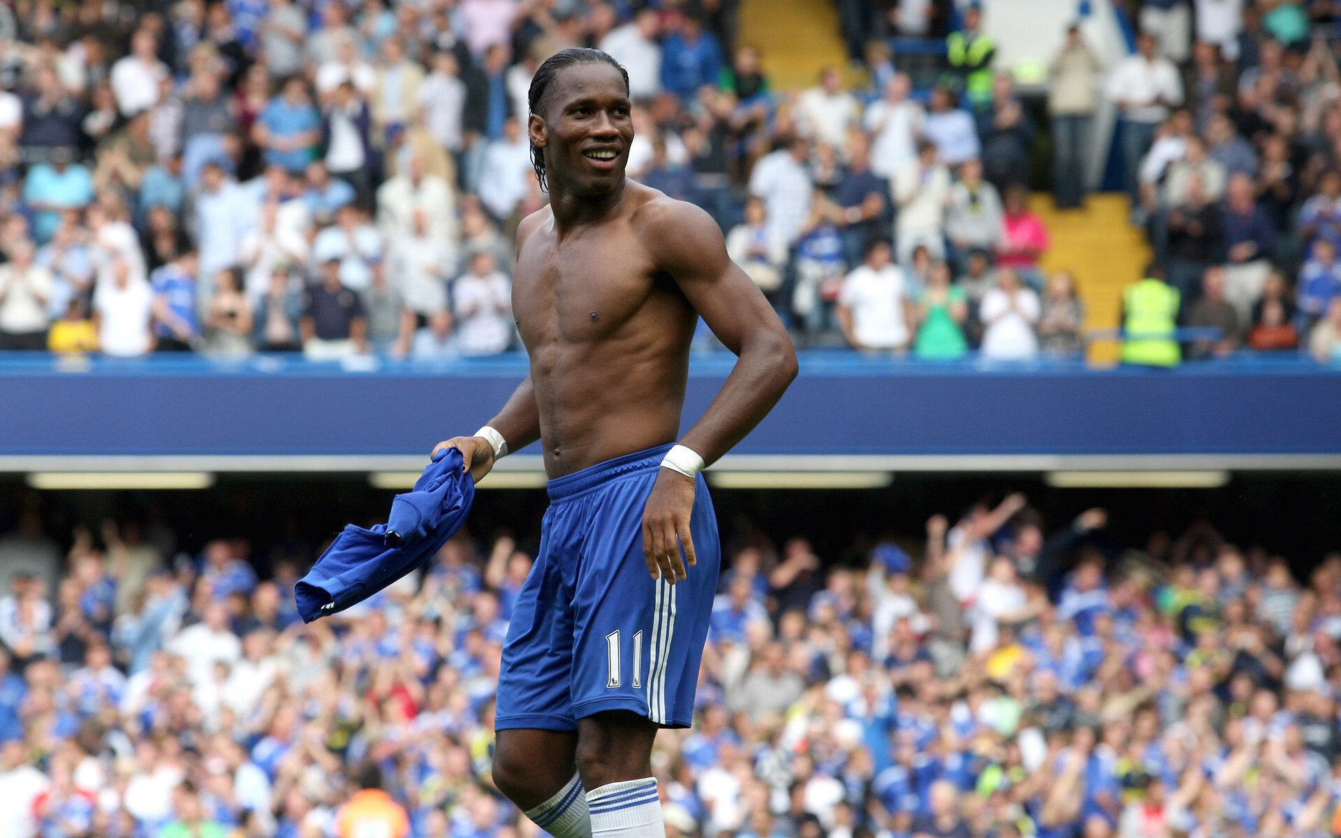 青少年足球初赛火热进行，基层基础持续夯实，青少年足球比赛规则